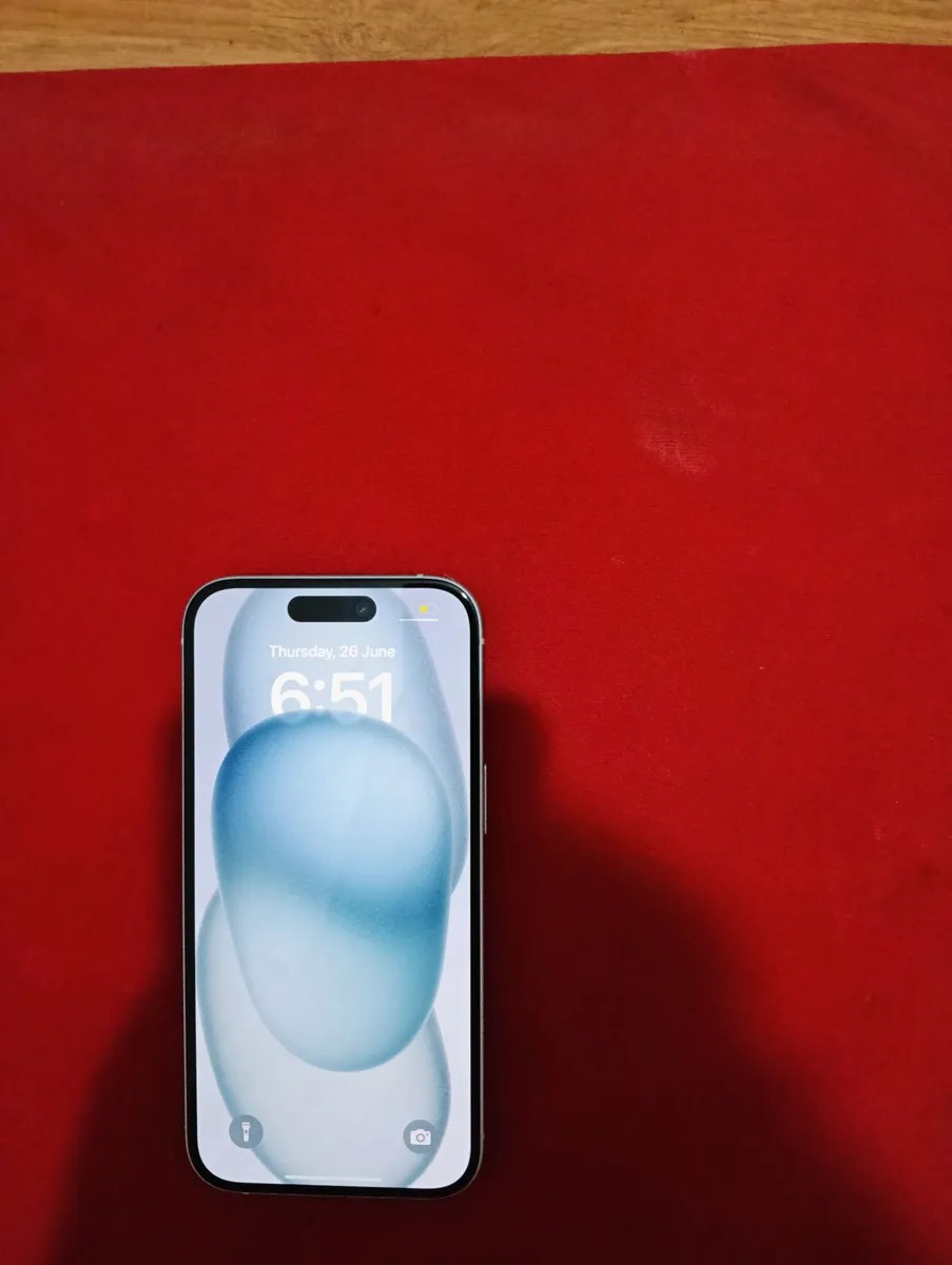 Apple iPhone 15