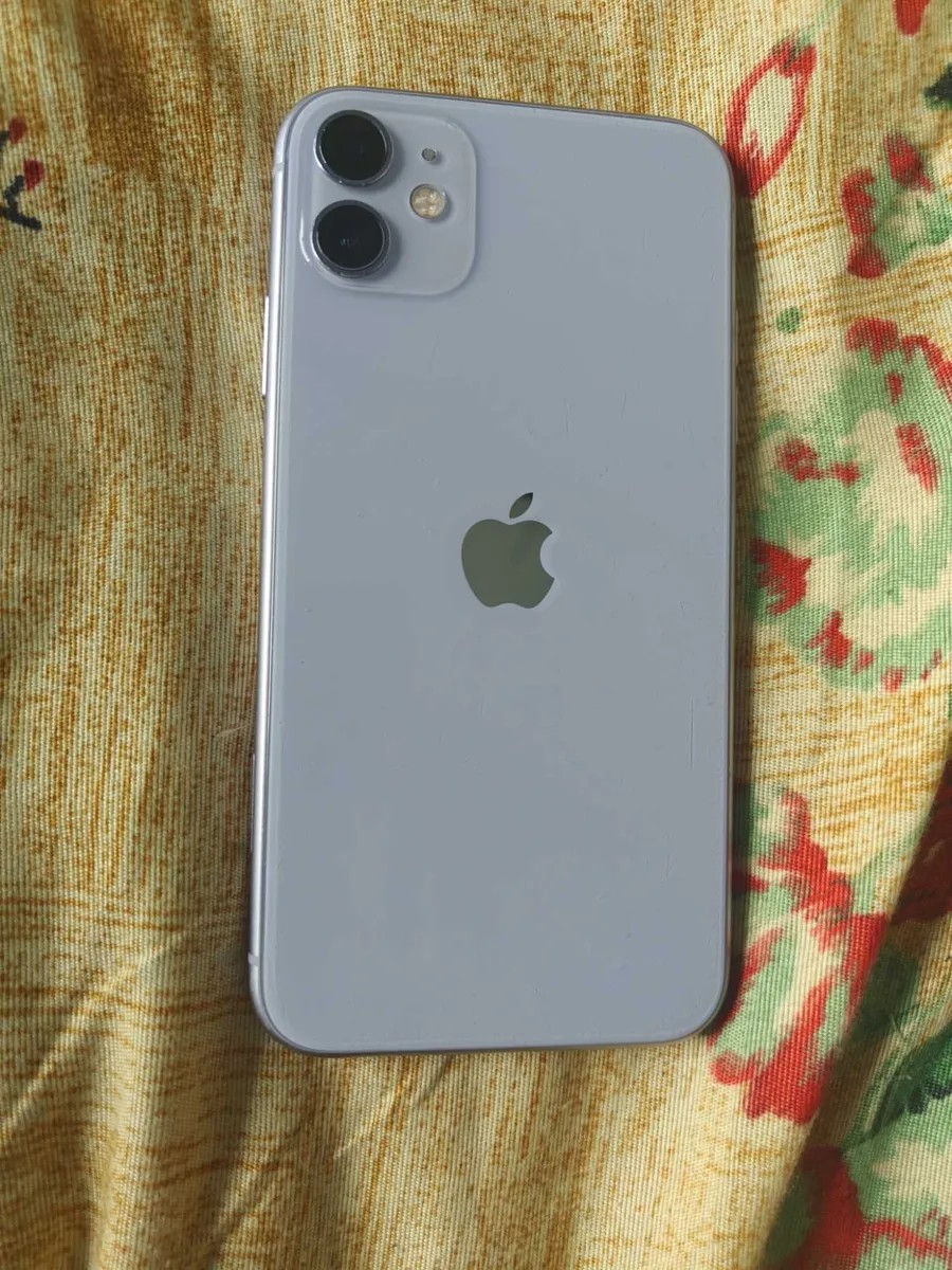 Apple iPhone 11