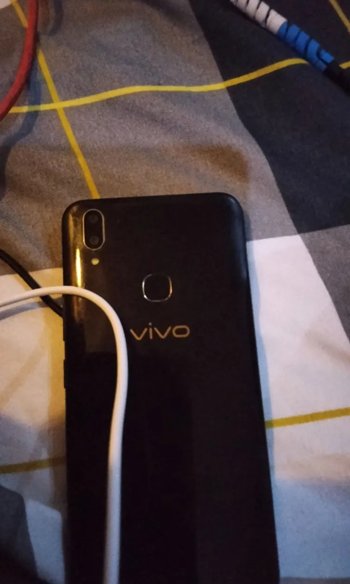 vivo V9