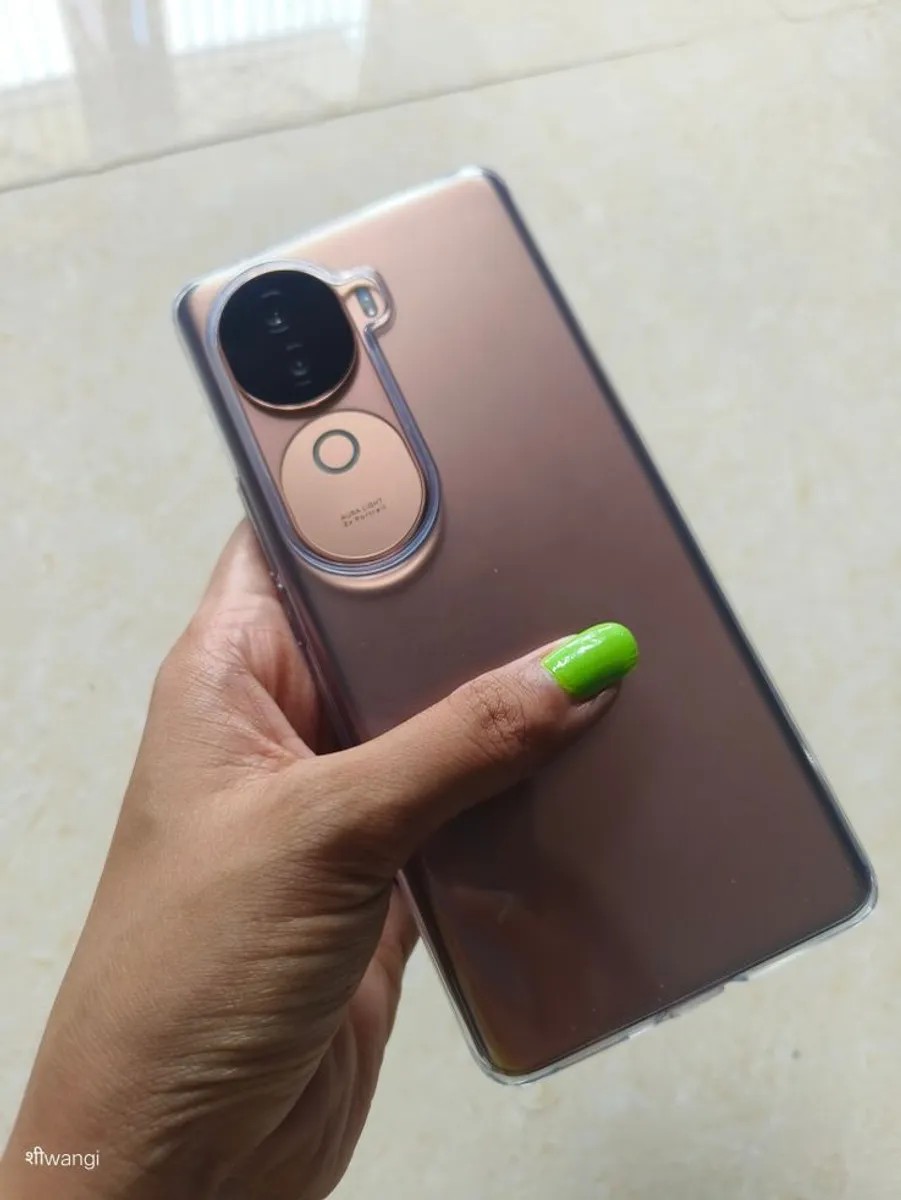 vivo V40e