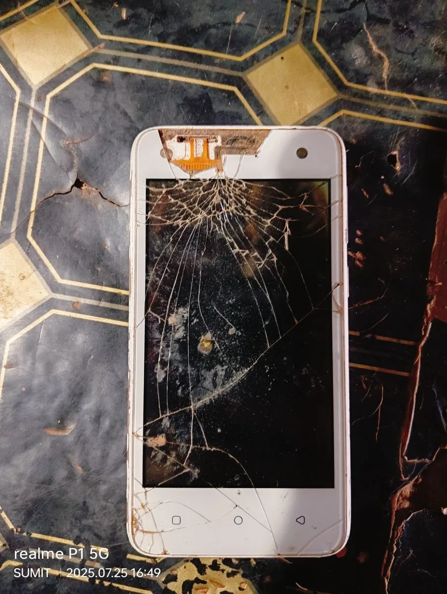 Lava Z40