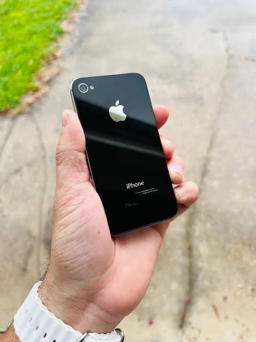 Apple iPhone 4s