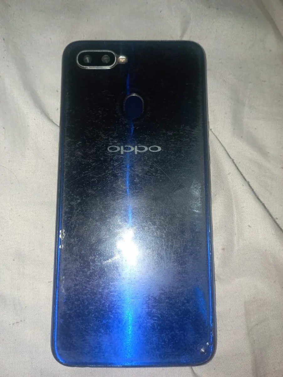Oppo F9 (F9 Pro)