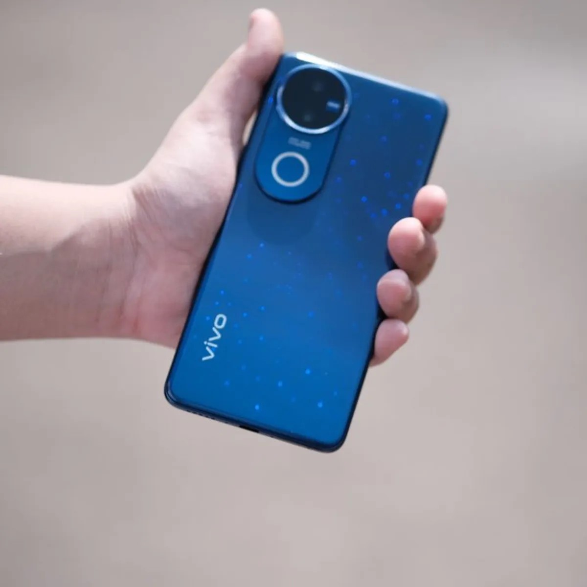 vivo V50