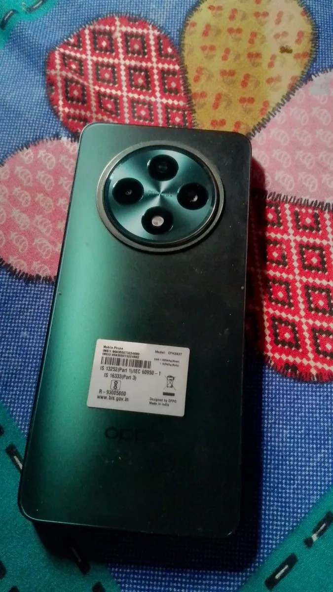 Oppo F27