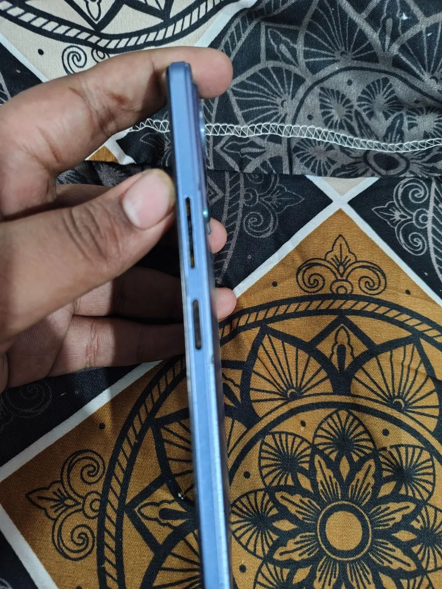 Infinix Note 12