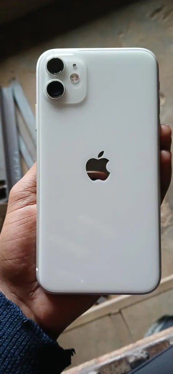Apple iPhone 11