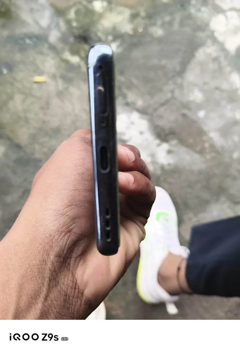 Oppo F27 Pro+