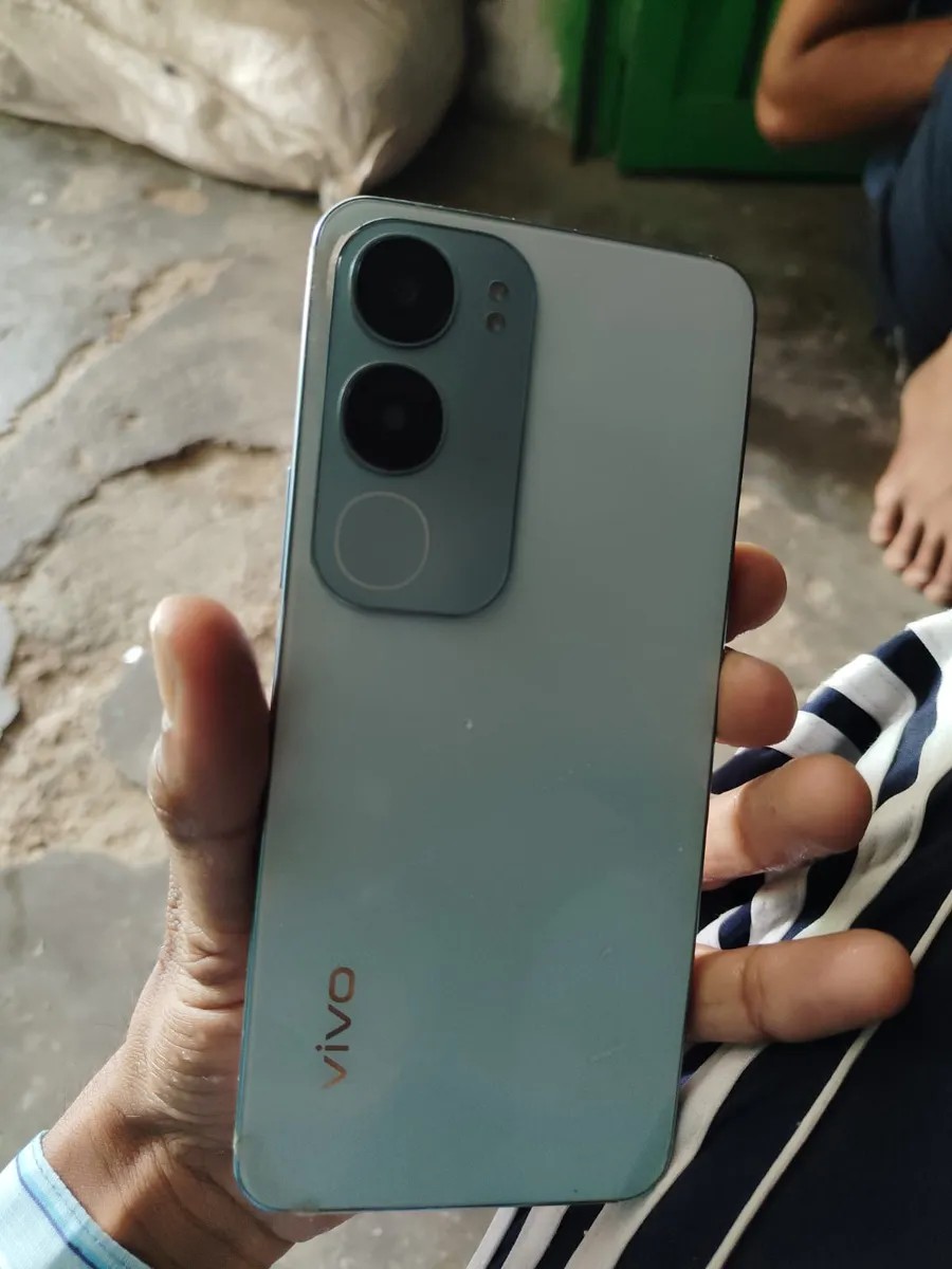 vivo Y29