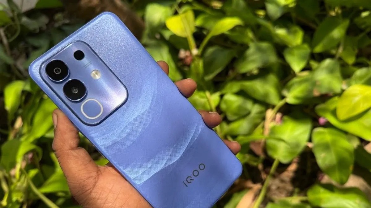 vivo iQOO Z10x