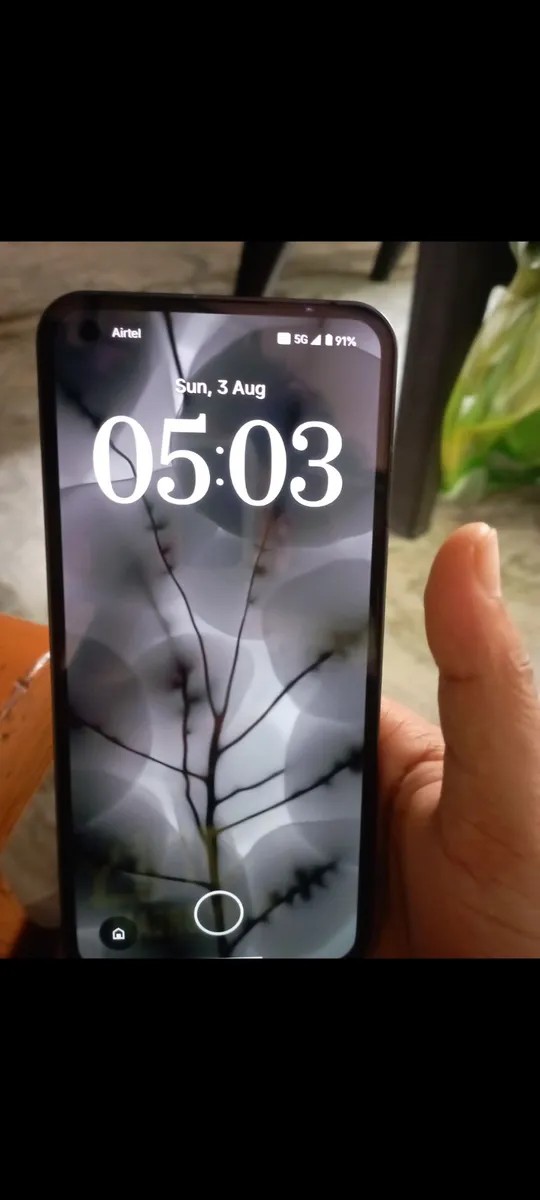 Nothing Phone (1)