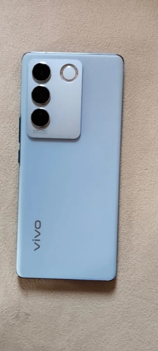 vivo V27 Pro
