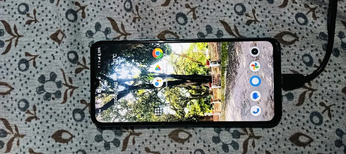 Realme C25Y