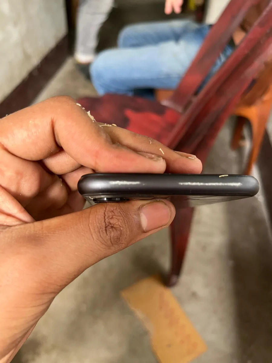 Apple iPhone 11