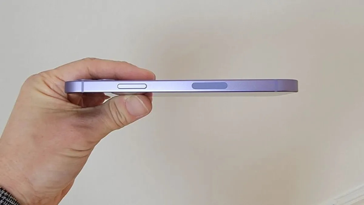 Apple iPhone 12
