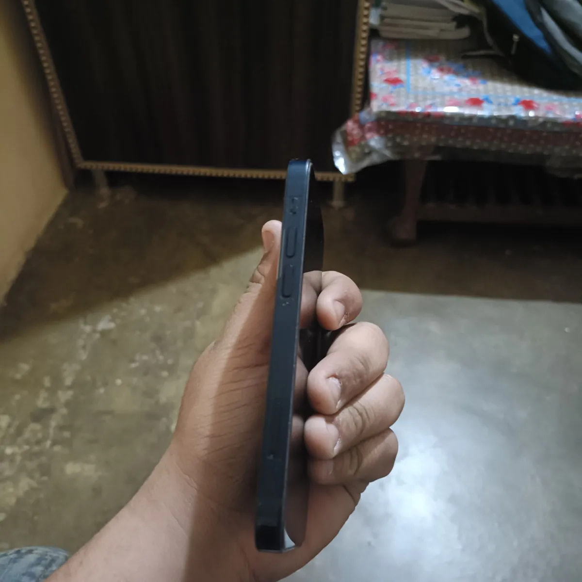 Apple iPhone 13 mini