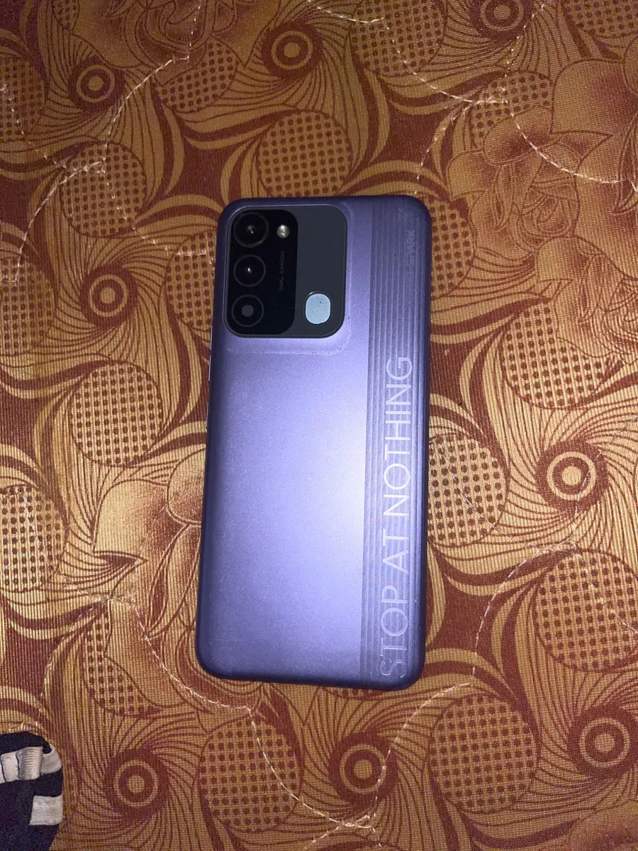Tecno Spark 8C