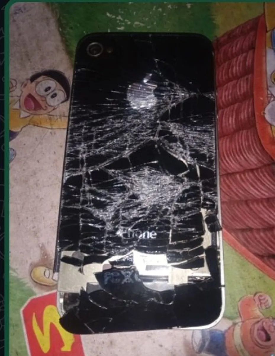Apple iPhone 4s
