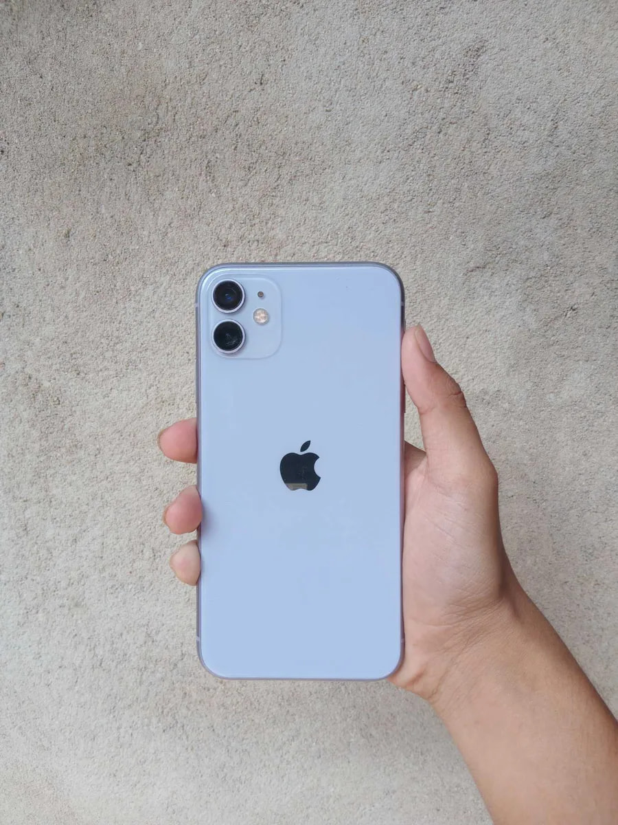 Apple iPhone 11