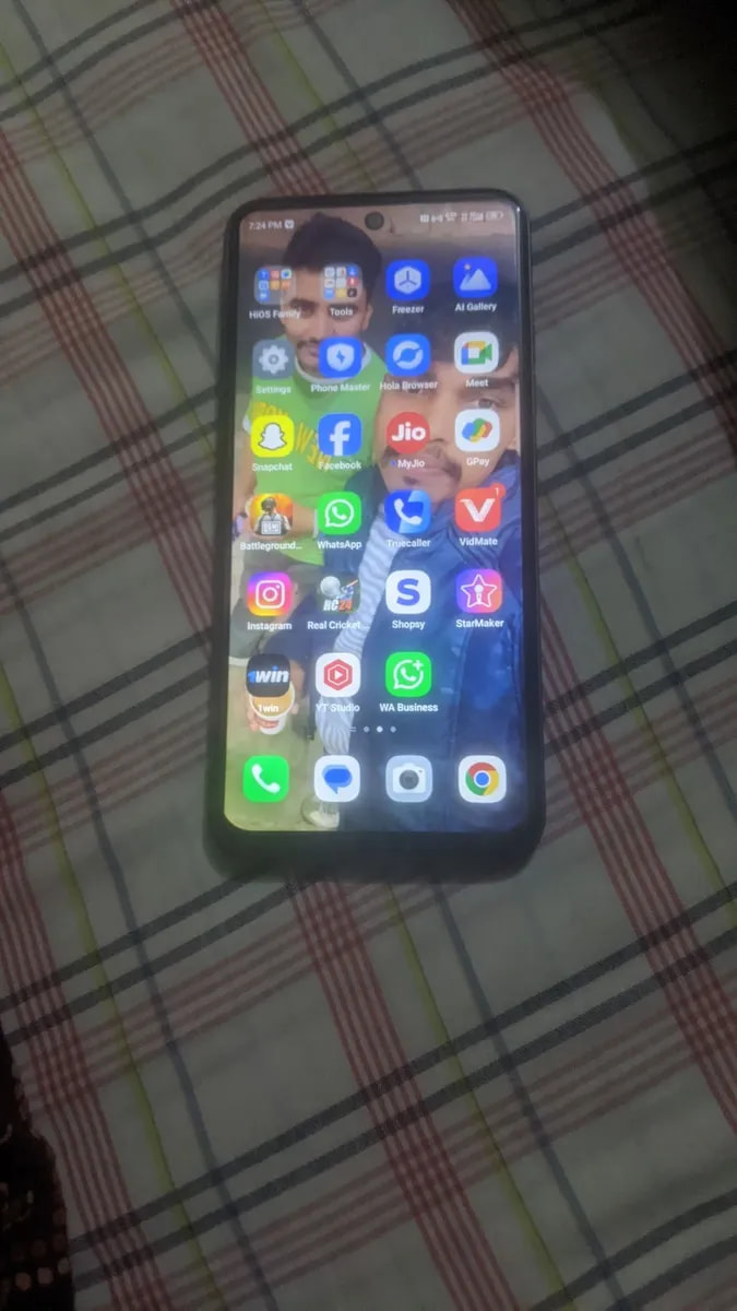 Tecno Pova 6 Neo 5G