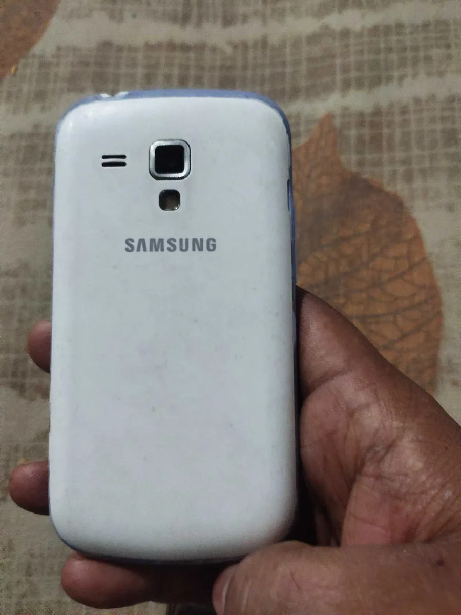 Samsung Galaxy S Duos 2 S7582