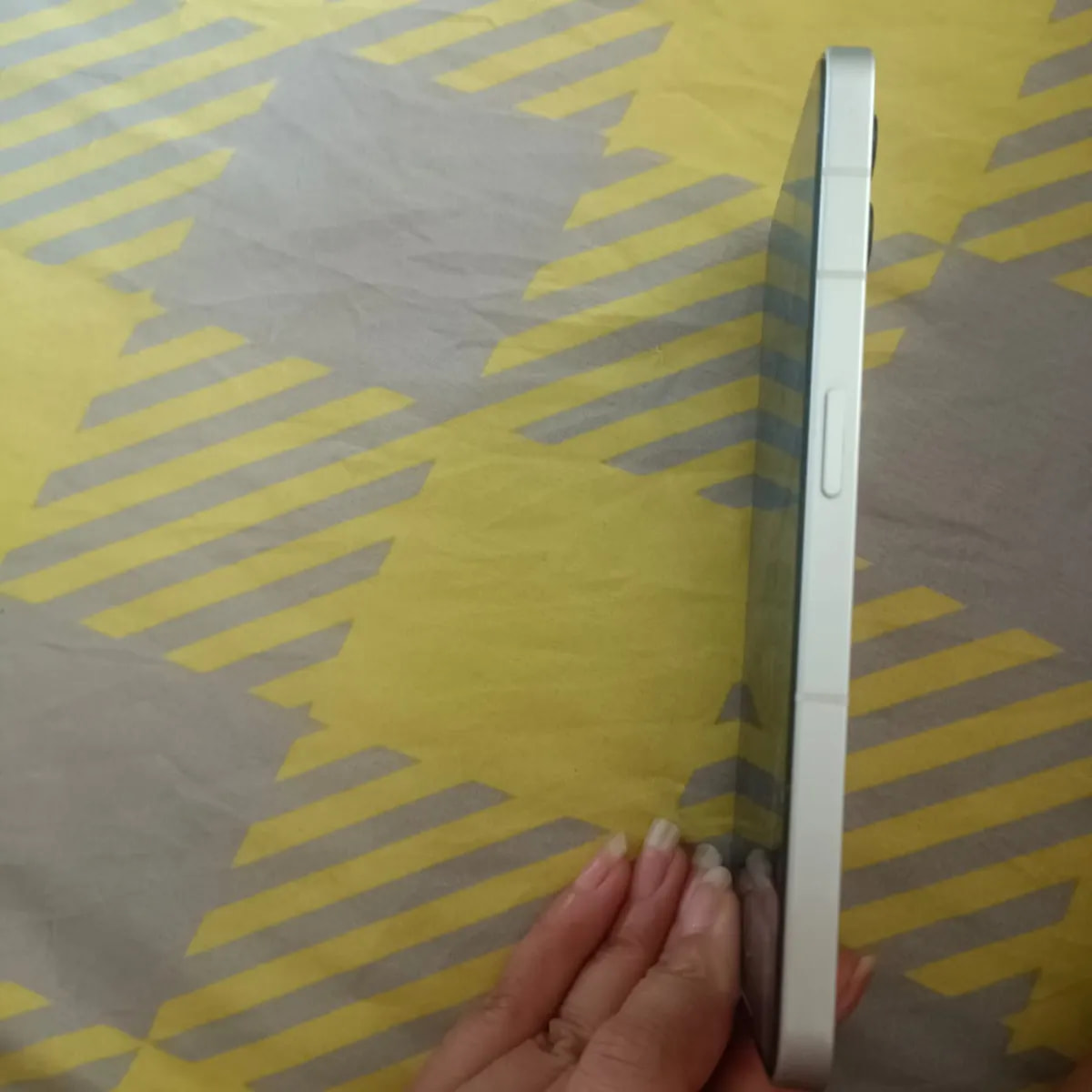 Nothing Phone (2)