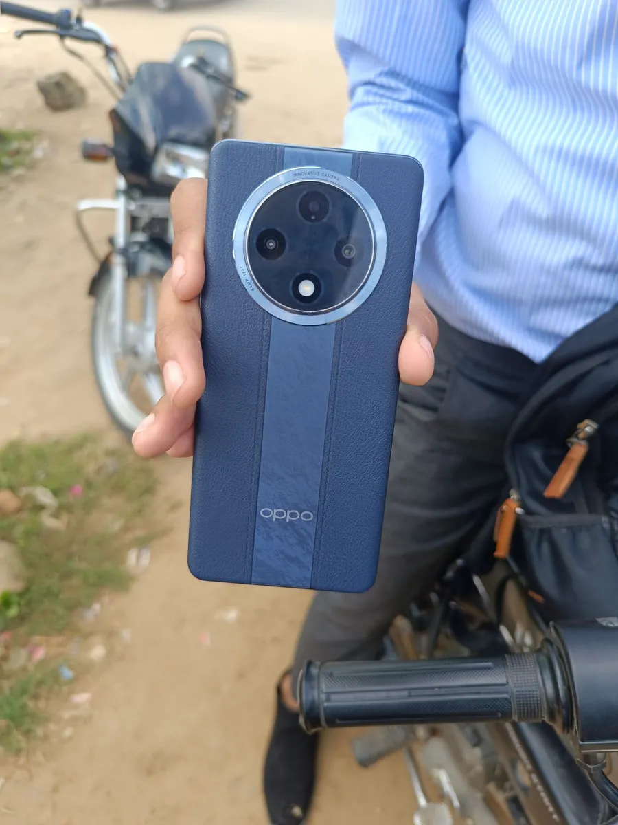 Oppo F27 Pro+