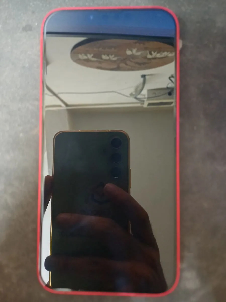 Apple iPhone 14