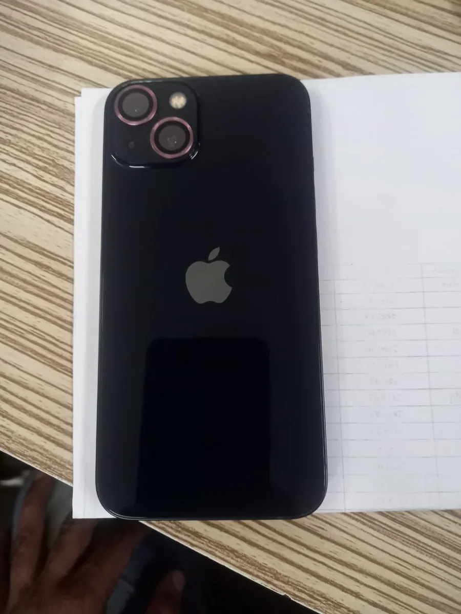 Apple iPhone 13