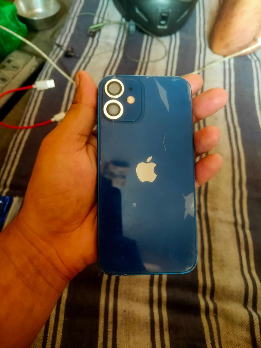 Apple iPhone 12 mini