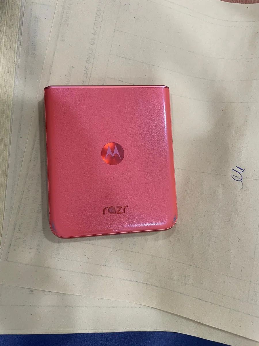 Motorola Razr 50