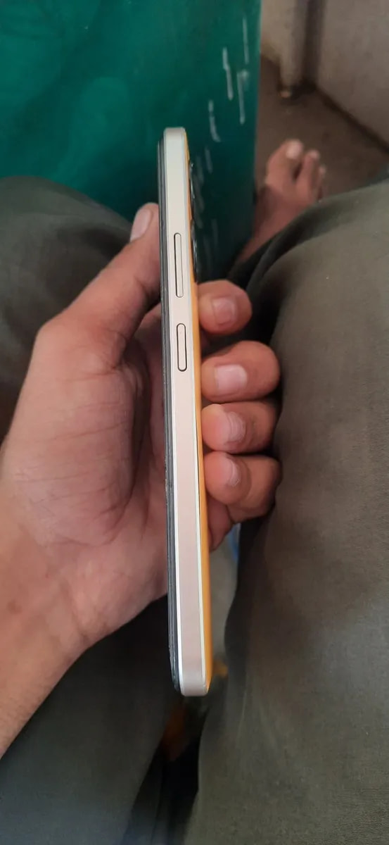 vivo Y56