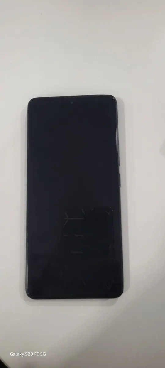 Xiaomi Poco F6