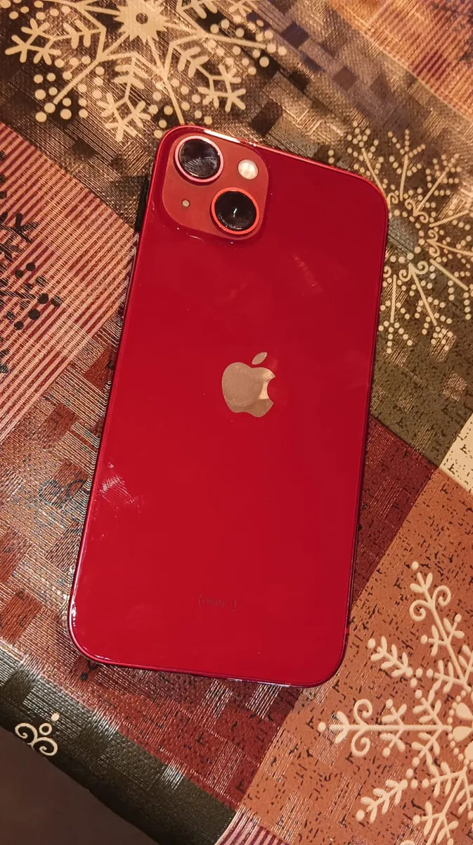 Apple iPhone 13