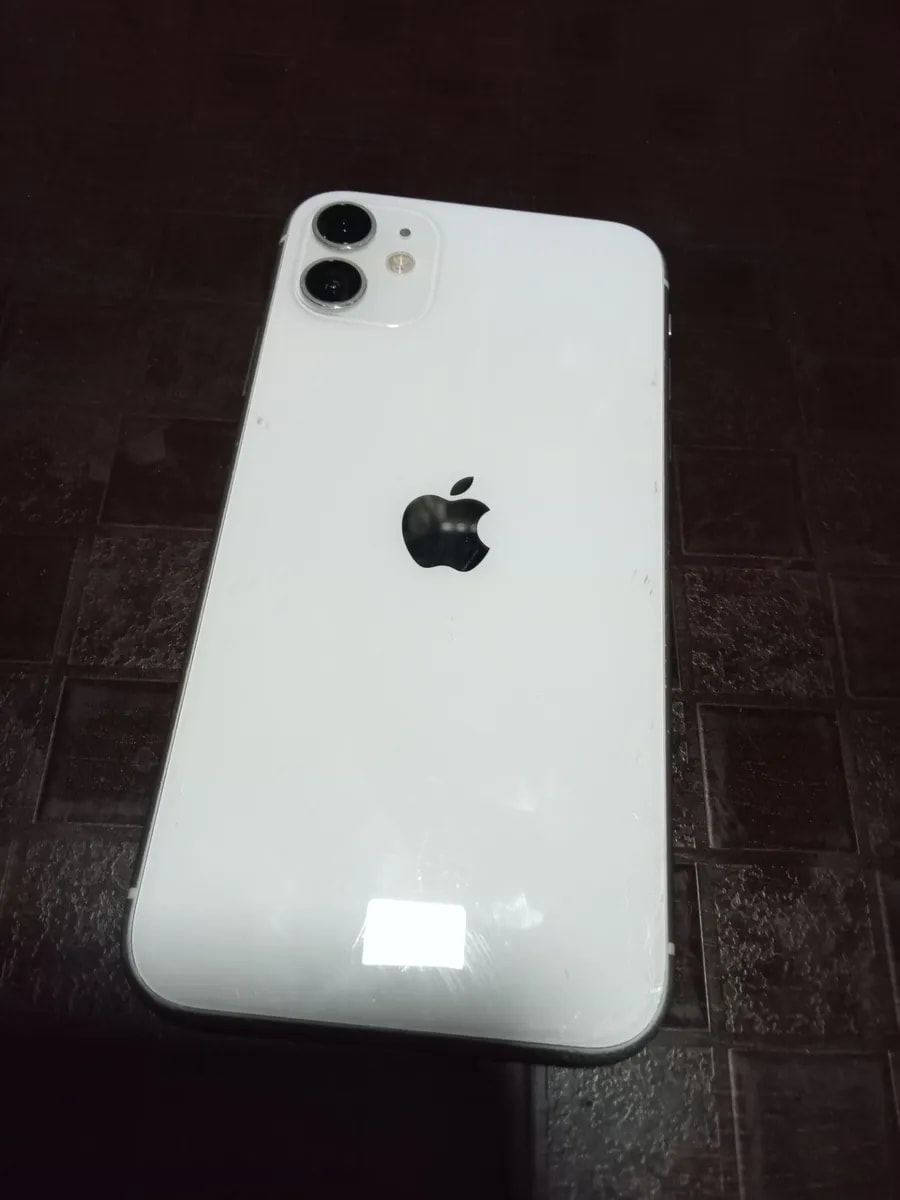 Apple iPhone 11