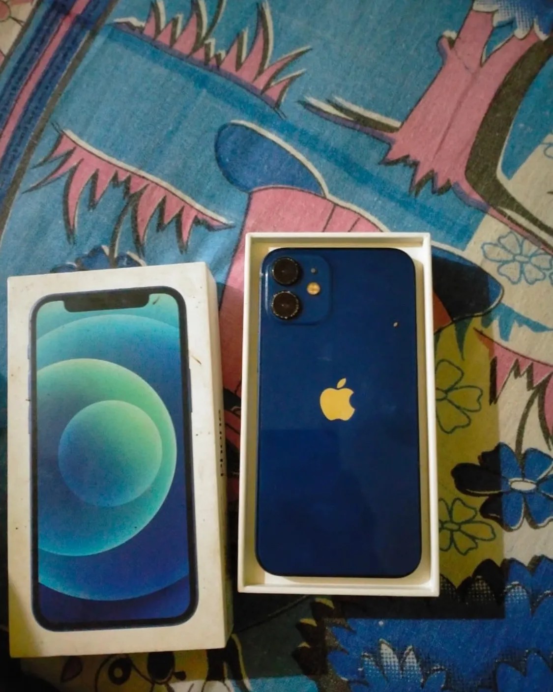 Apple iPhone 12 mini