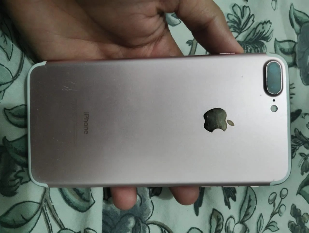 Apple iPhone 7 Plus