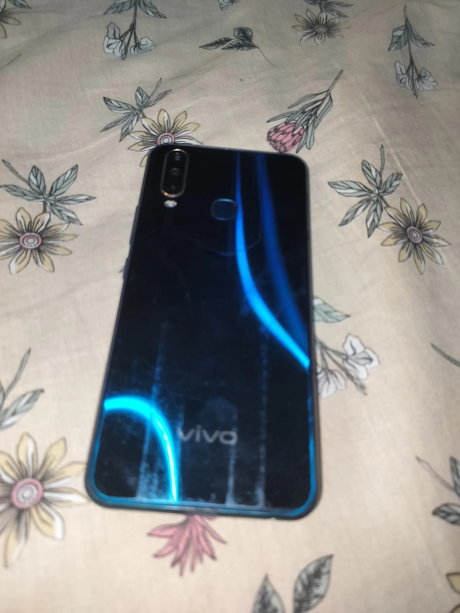 vivo Y17