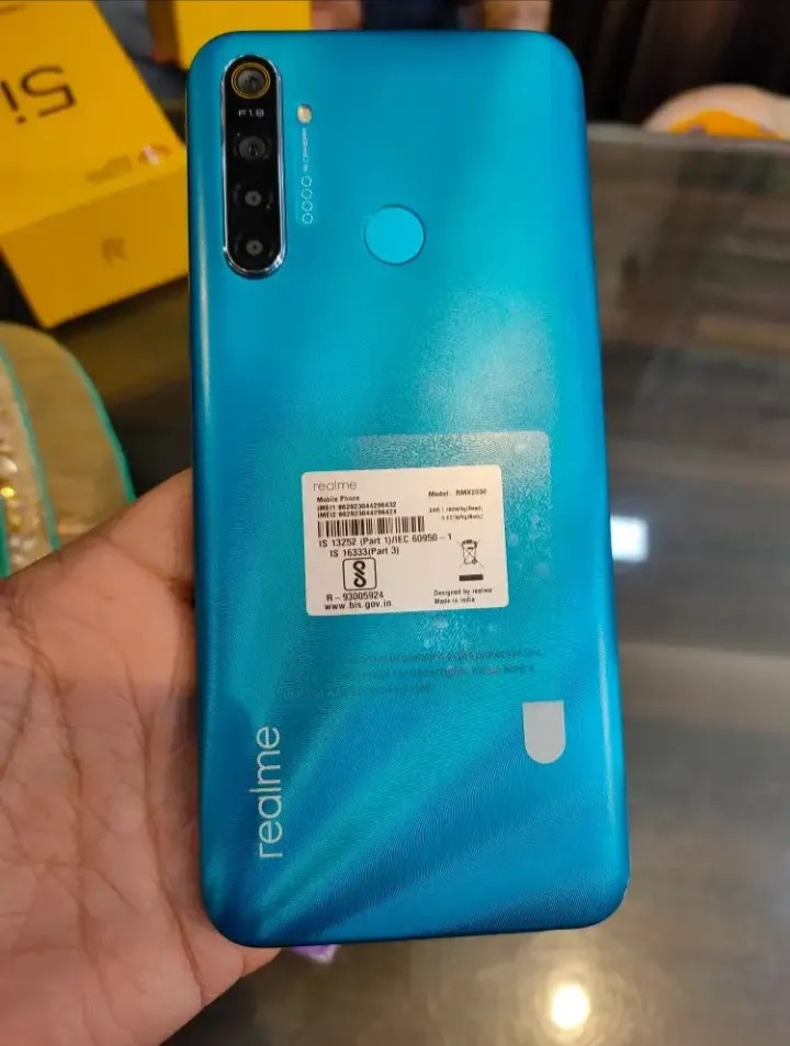 Realme 5i