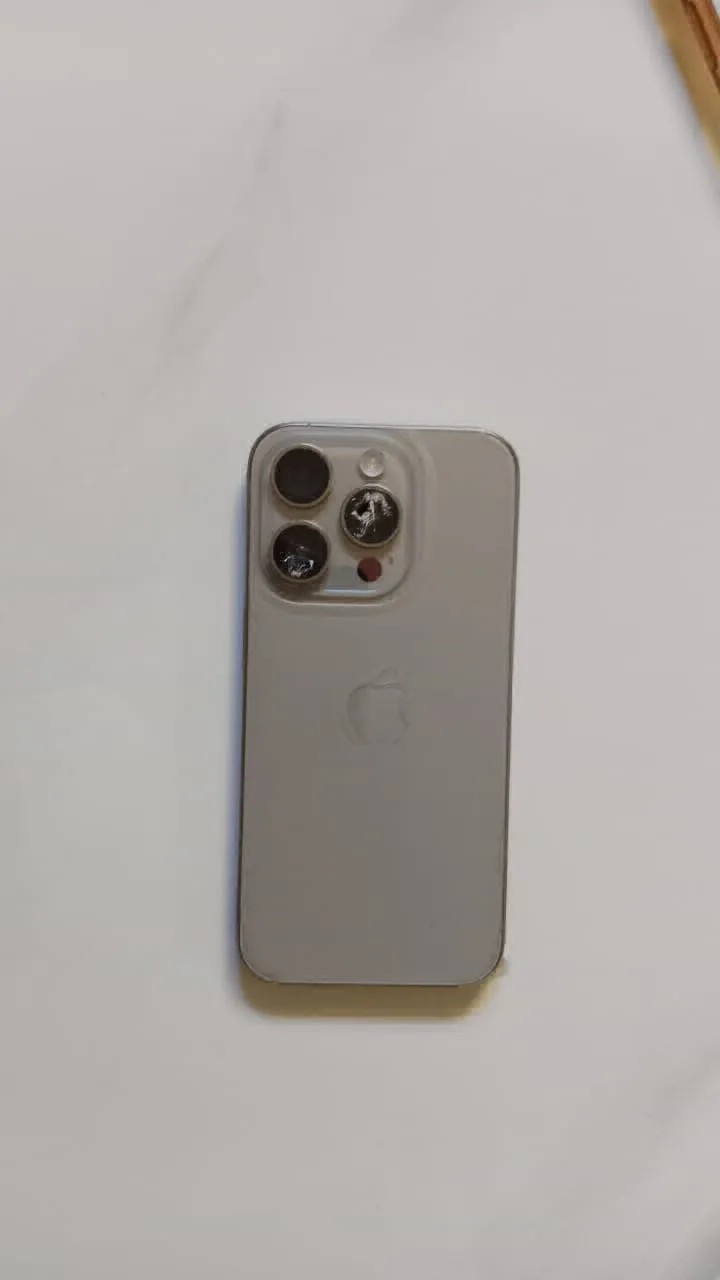 Apple iPhone 15 Pro