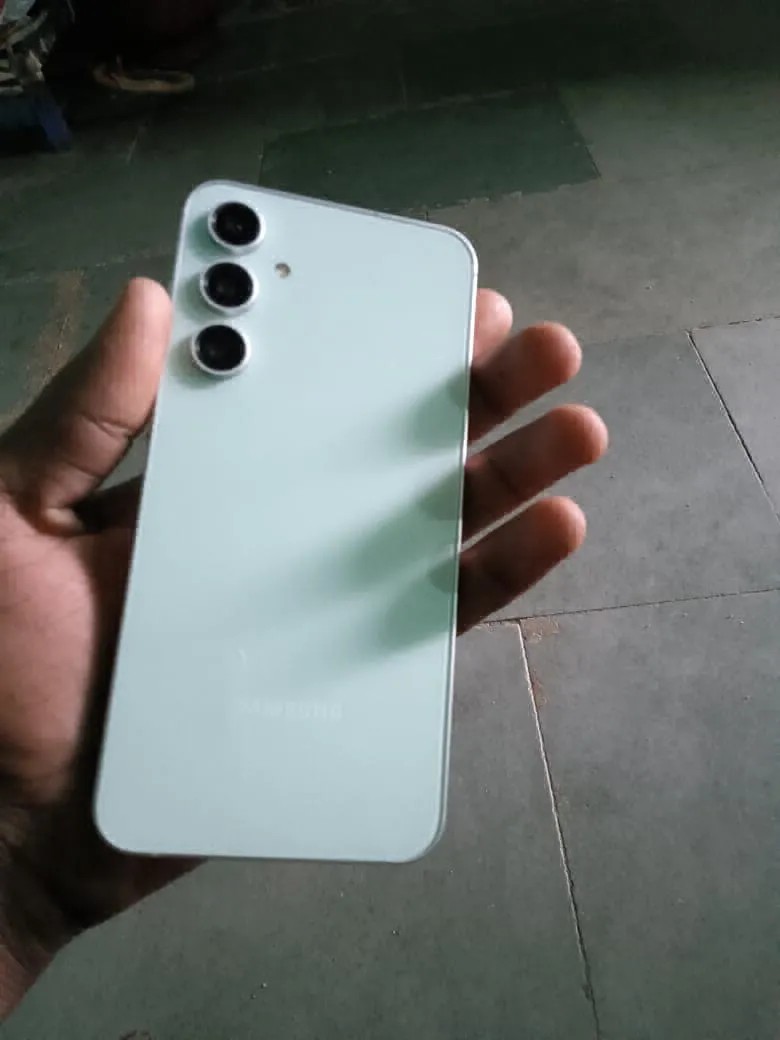 Samsung Galaxy S23 FE