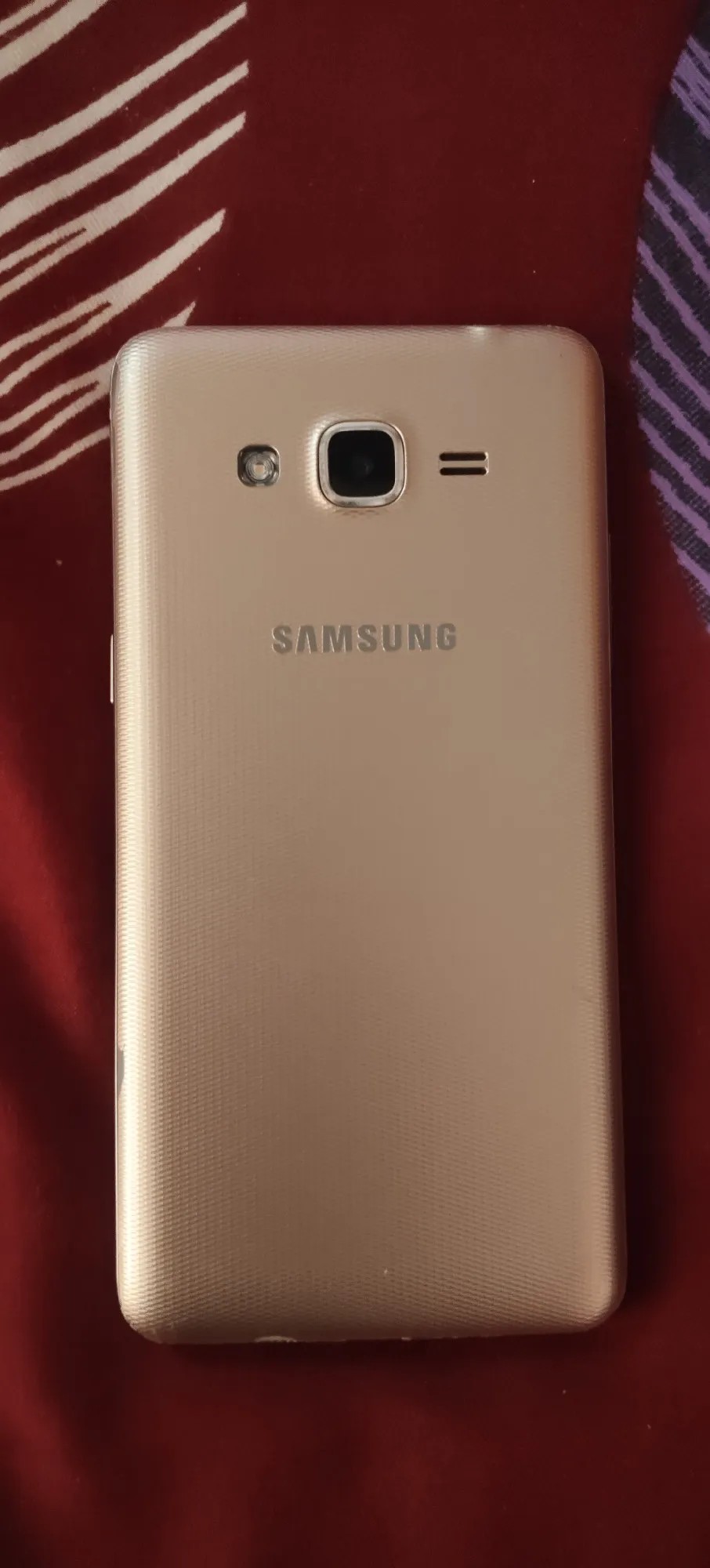 Samsung Galaxy J2 (2016)