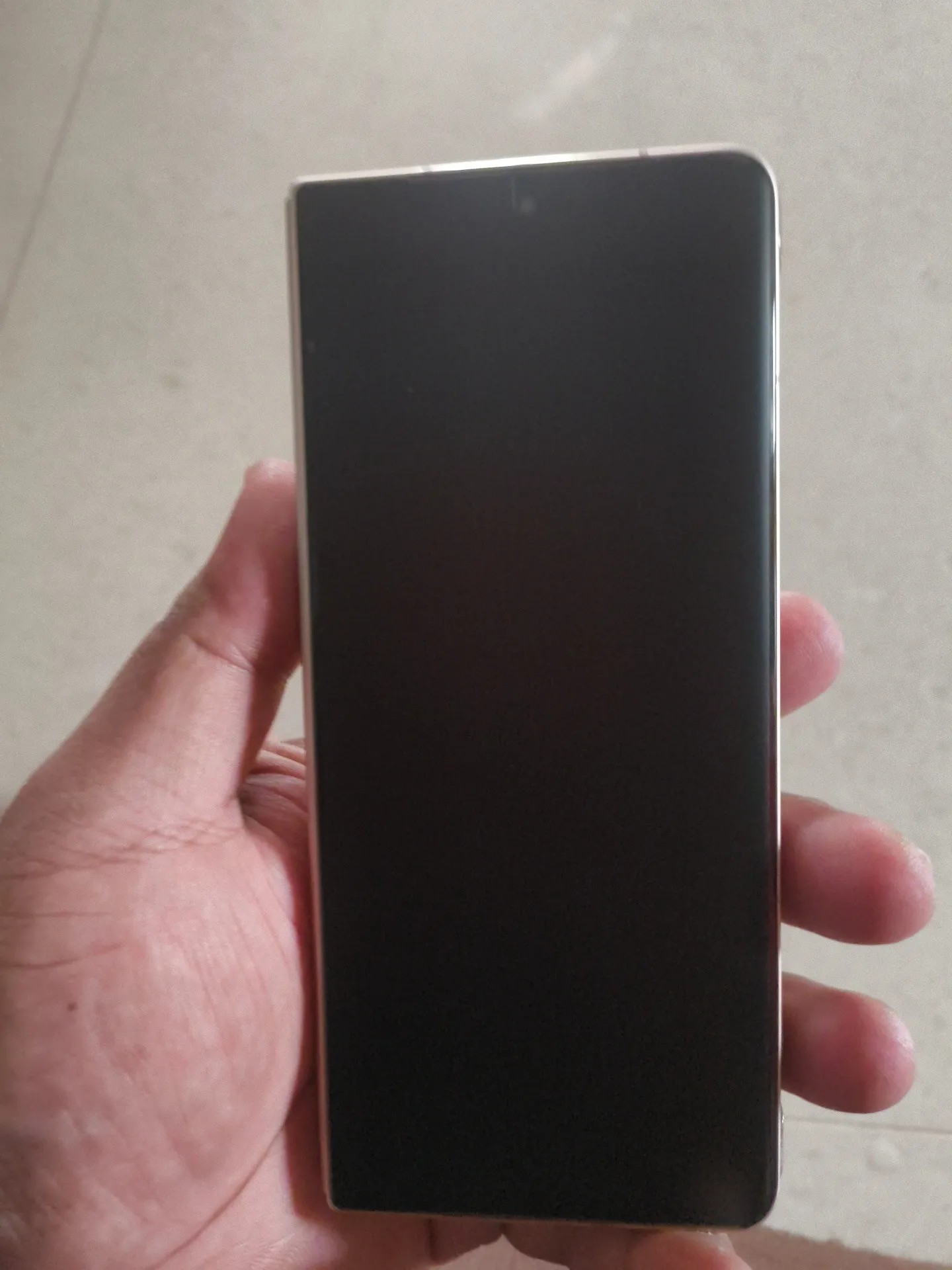 Tecno Phantom V Fold
