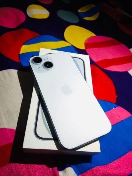 Apple iPhone 15