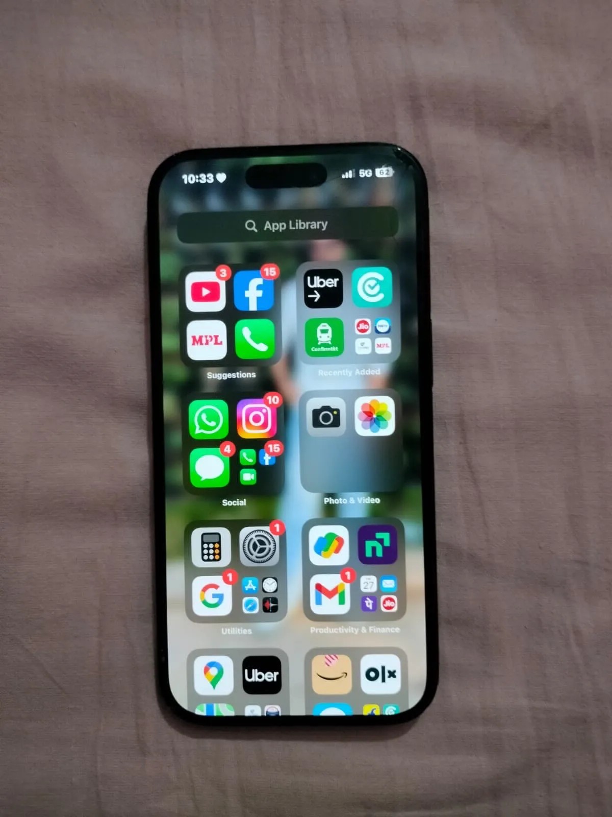 Apple iPhone 15
