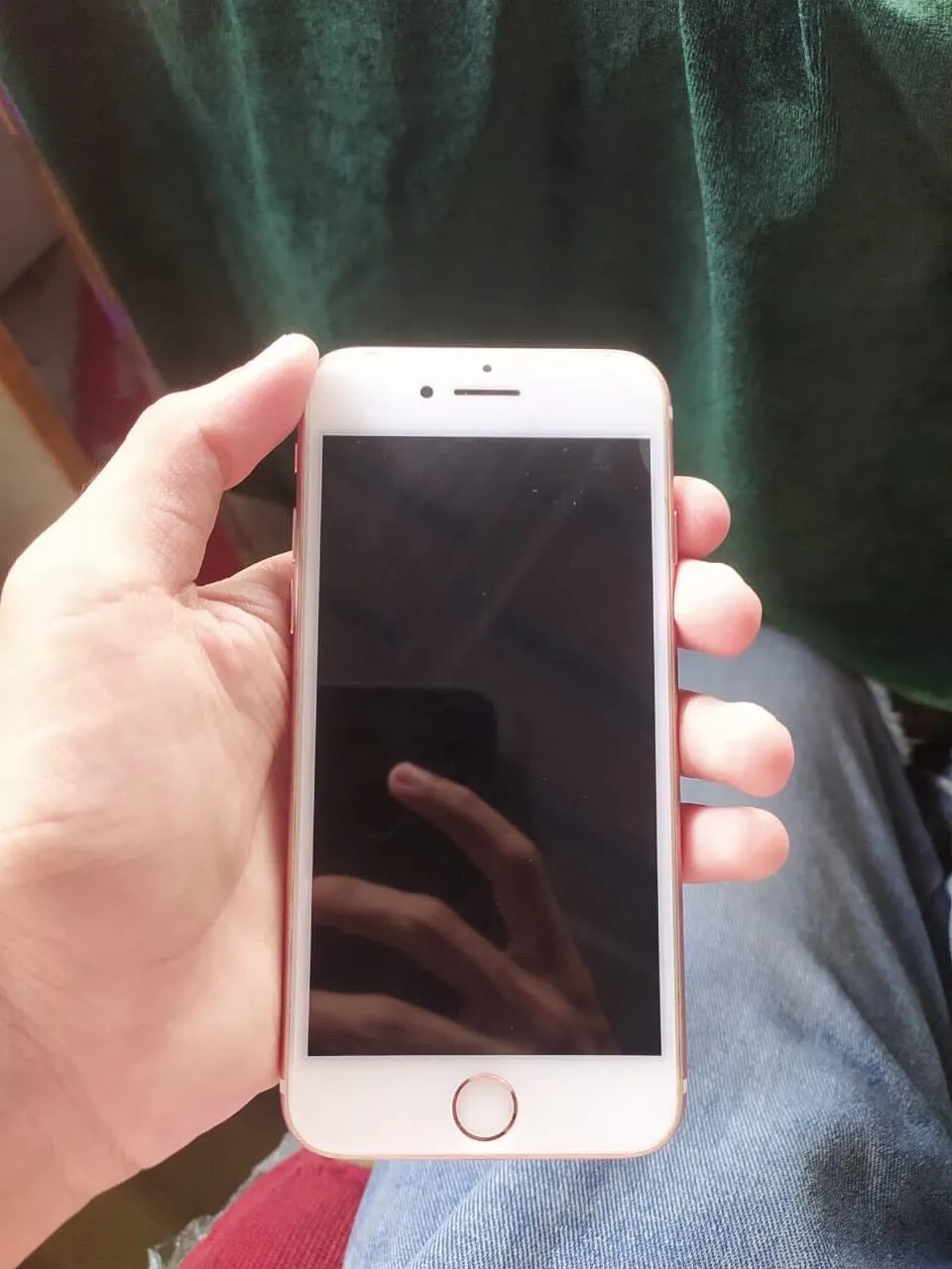 Apple iPhone 7