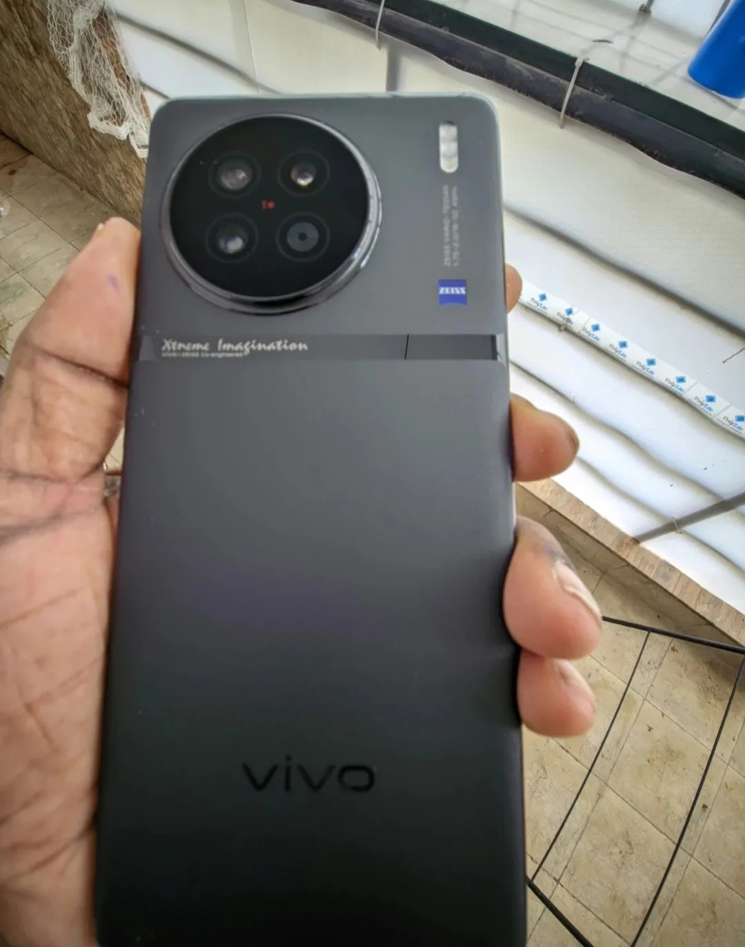 vivo X90