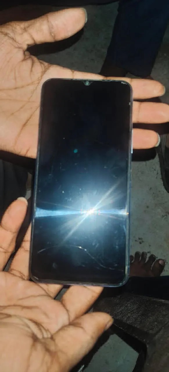 vivo Y21G