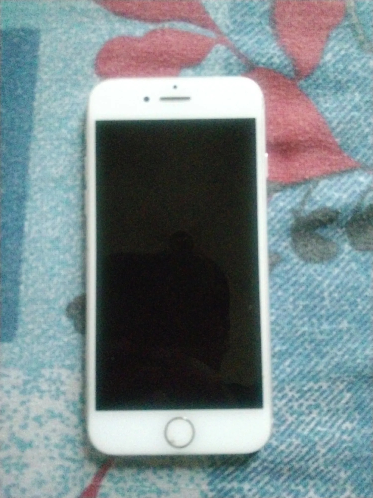 Apple iPhone 7