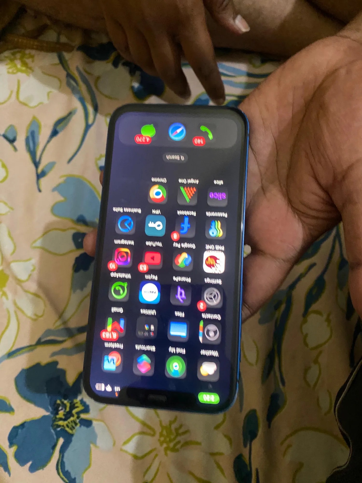 Apple iPhone 12
